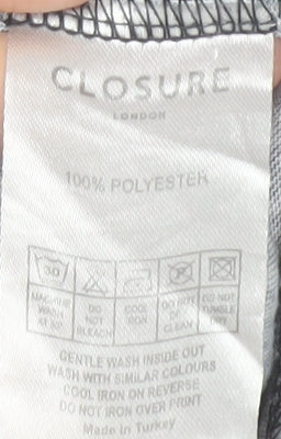 Closure London Men's Grey Check Logo Crew Neck Short Sleeve T-Shirt Size S