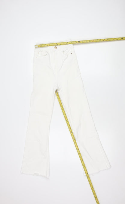 Stradivarius Women’s White Slim Straight Jeans Size 4 Stretch Denim