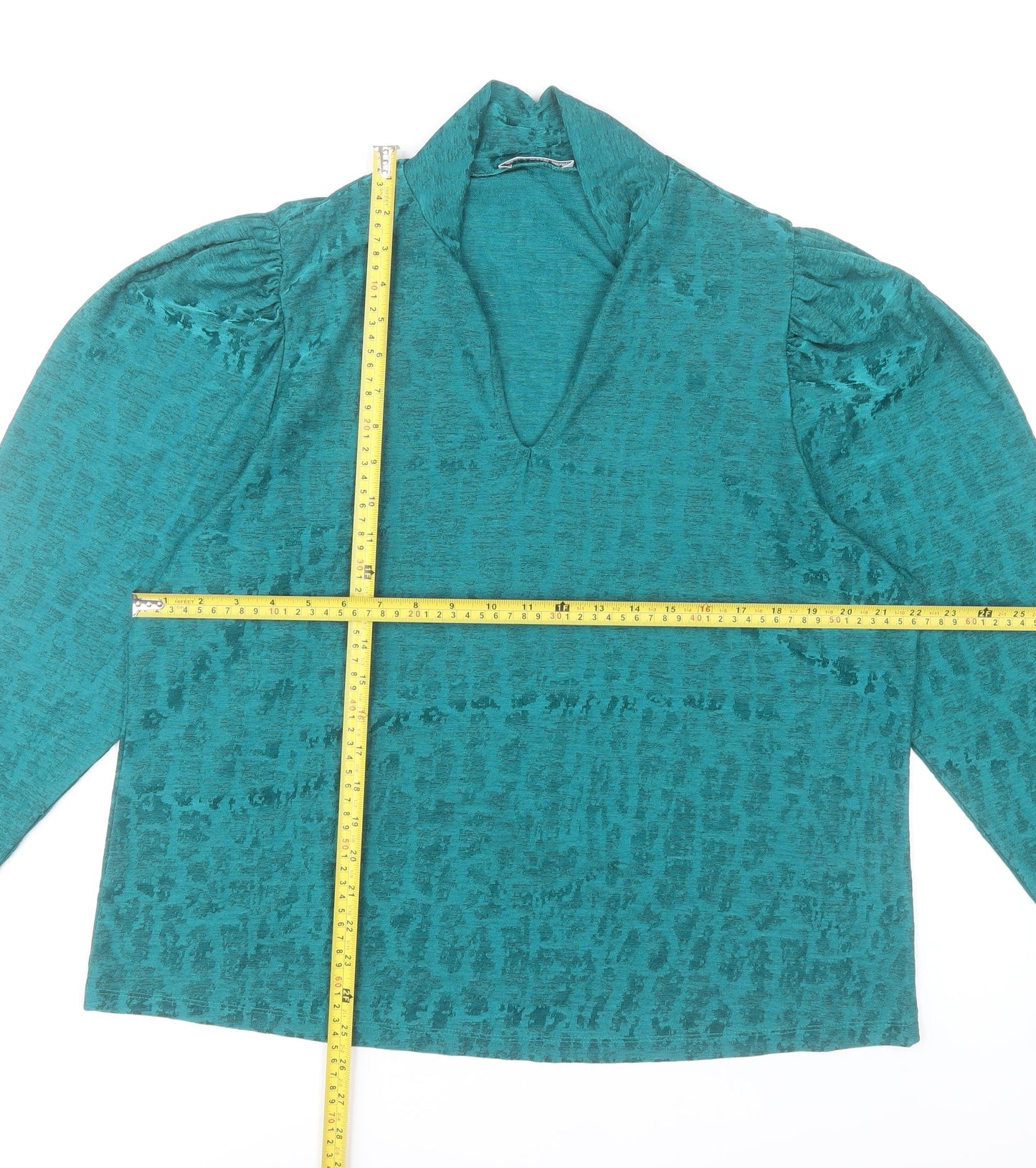 Gallery Women’s Green V-Neck Tunic Blouse Size 20 Long Sleeve