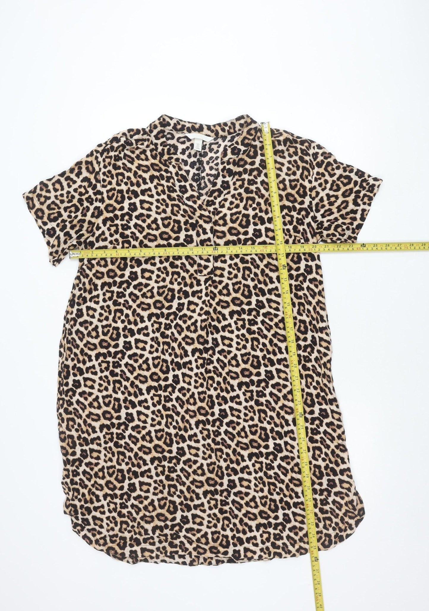 H&M Women’s Beige Leopard Print Shift Dress Size 8 Viscose