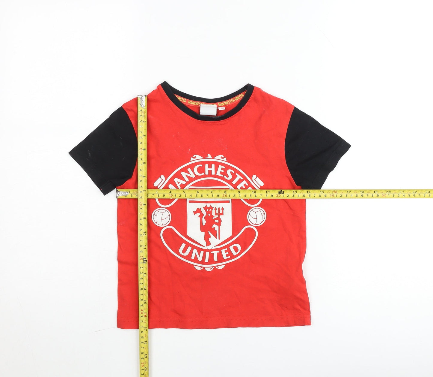 Manchester United Boys Red & Black T-Shirt 6-7 Years Official Football Top