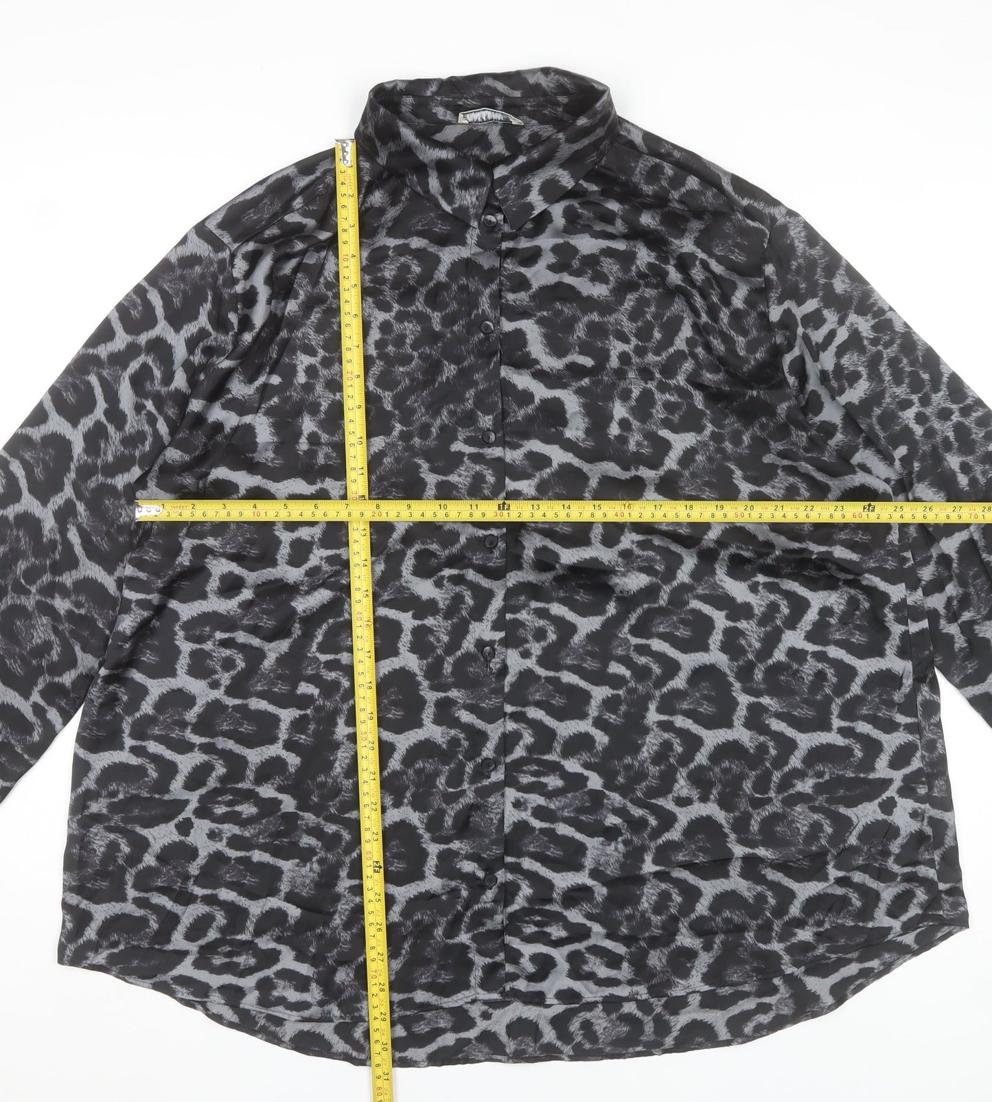 Gallery Women's Black Animal Print Long Sleeve Blouse Size 20