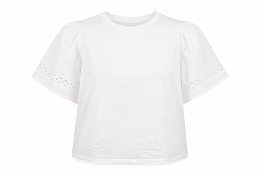 Front view of Gallery women’s white cotton short sleeve blouse xl