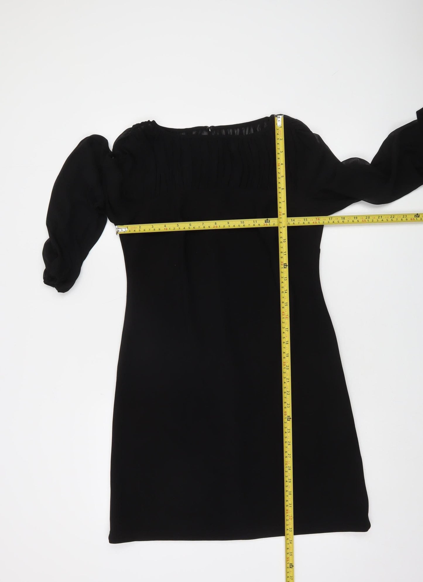 Taylor Women’s Black Knee Length Shift Dress Size 10 Long Sleeve Pleated