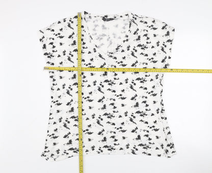 Dunnes Women’s Black & White Floral V-Neck T-Shirt Size L