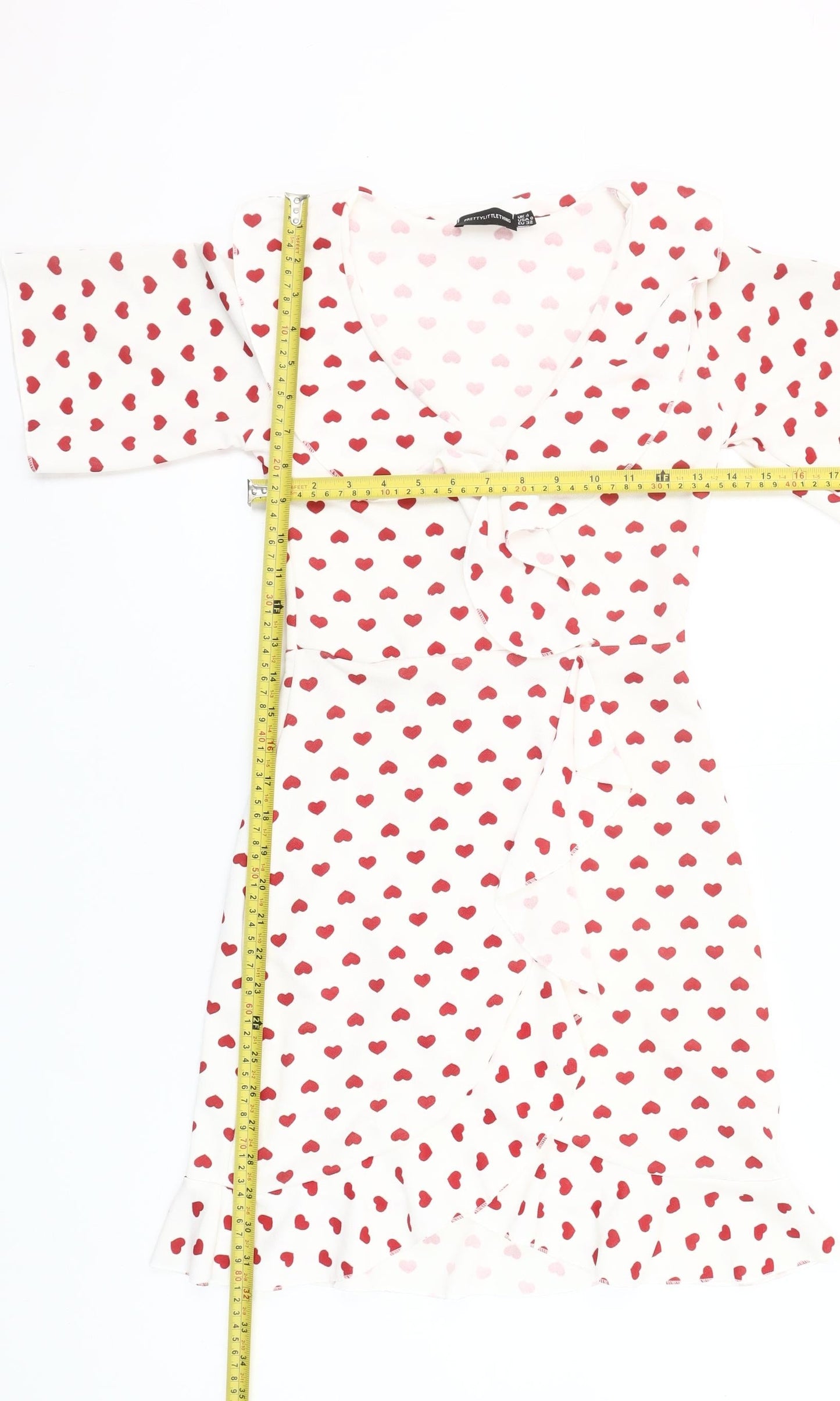 PrettyLittleThing Women’s White Red Heart Wrap Dress Size 4