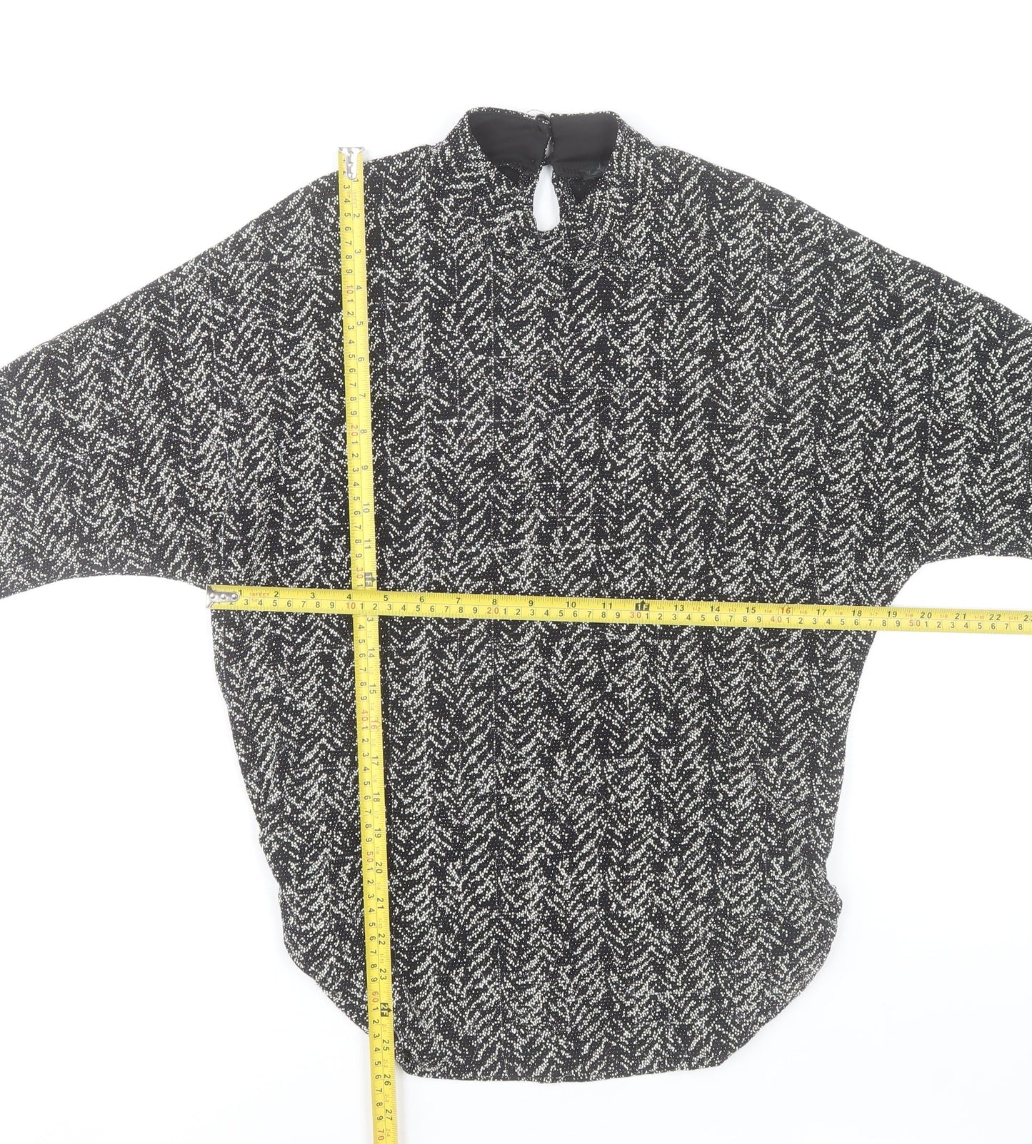 Quiz Women’s Black Geometric Knit Tunic Blouse Size 12