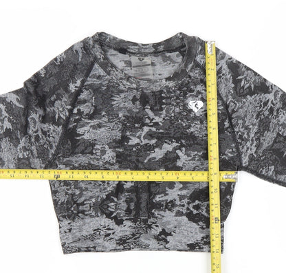 Women's Best Grey Camouflage Long Sleeve Cropped Activewear Top M
