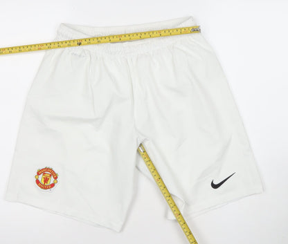 Nike Manchester United Men's White Dri-FIT Football Shorts L