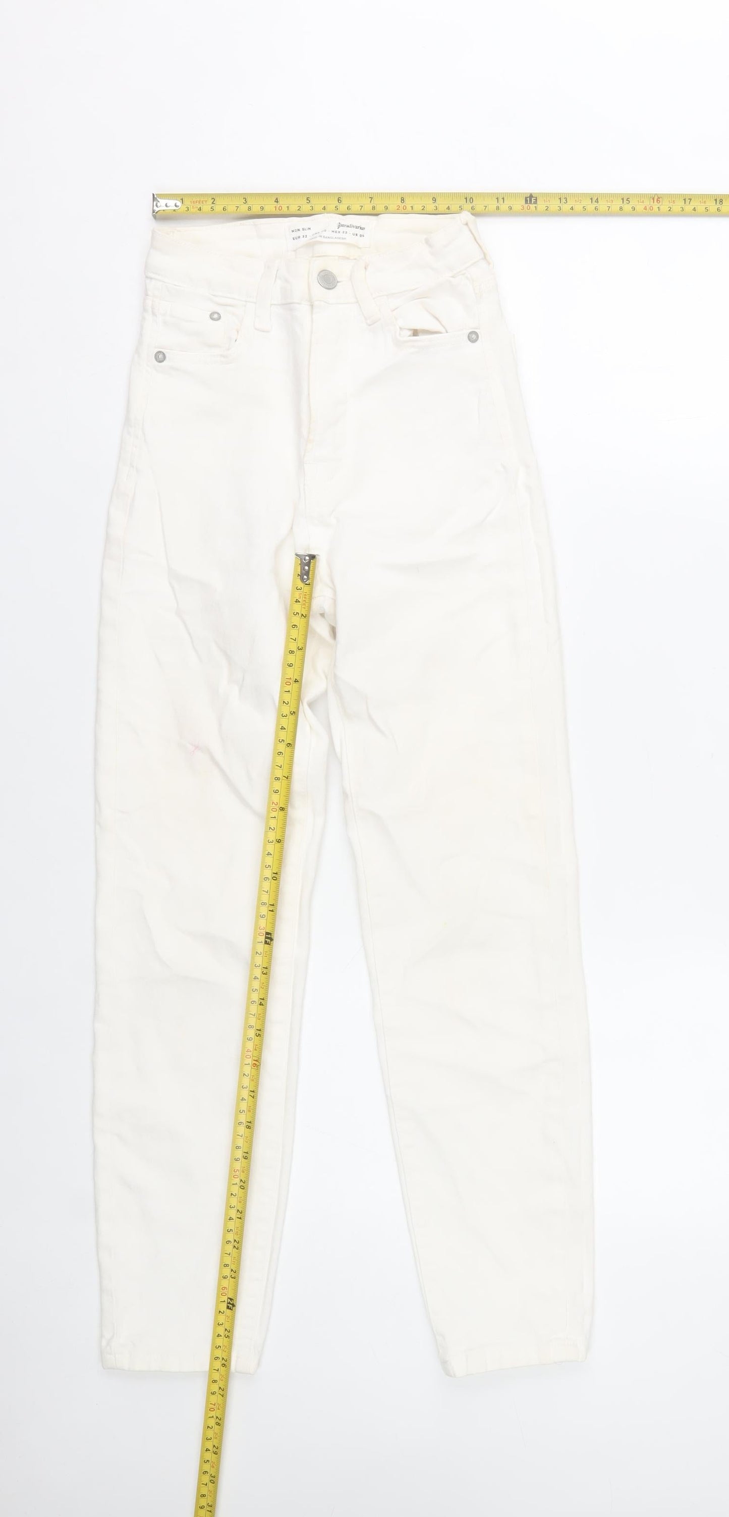 Stradivarius Women Ivory Mom Slim High Rise Jeans Size 4