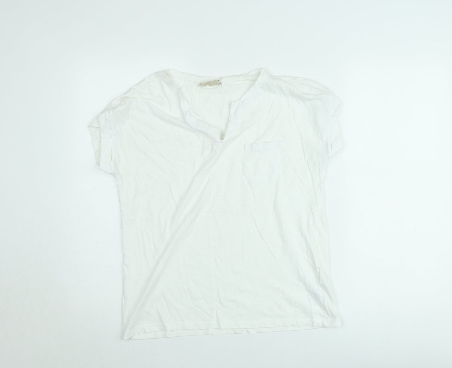 FREE/QUENT Women's White Basic V-Neck Short Sleeve T-Shirt M