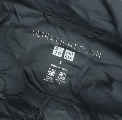Uniqlo Boys Black S Ultra Light Down Puffer Jacket