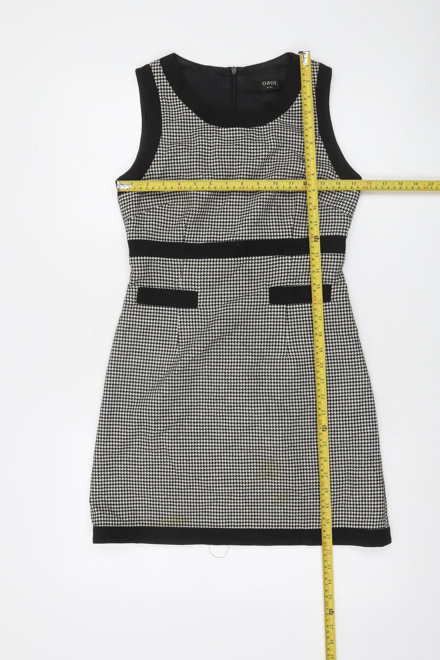 Oasis Women's Black Houndstooth Sheath Dress Size 8 Sleeveless Workwear