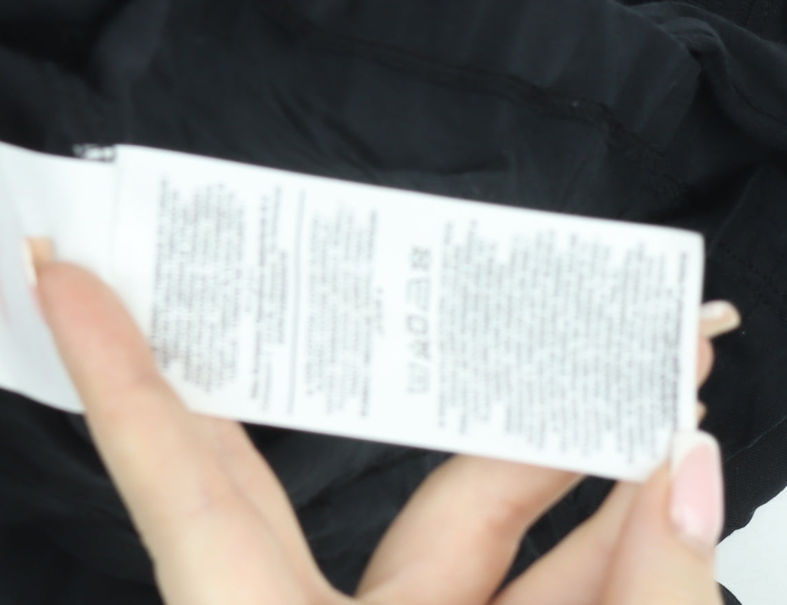 Nike Women’s Black Air Logo Short Sleeve Cotton T-Shirt M