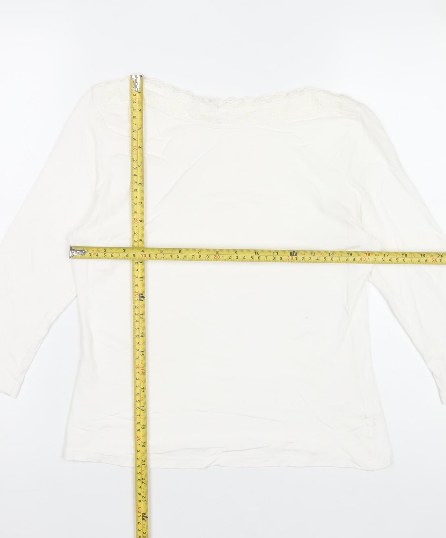 Berkertex Women’s White Lace Neck 3/4 Sleeve Viscose Top Size 16