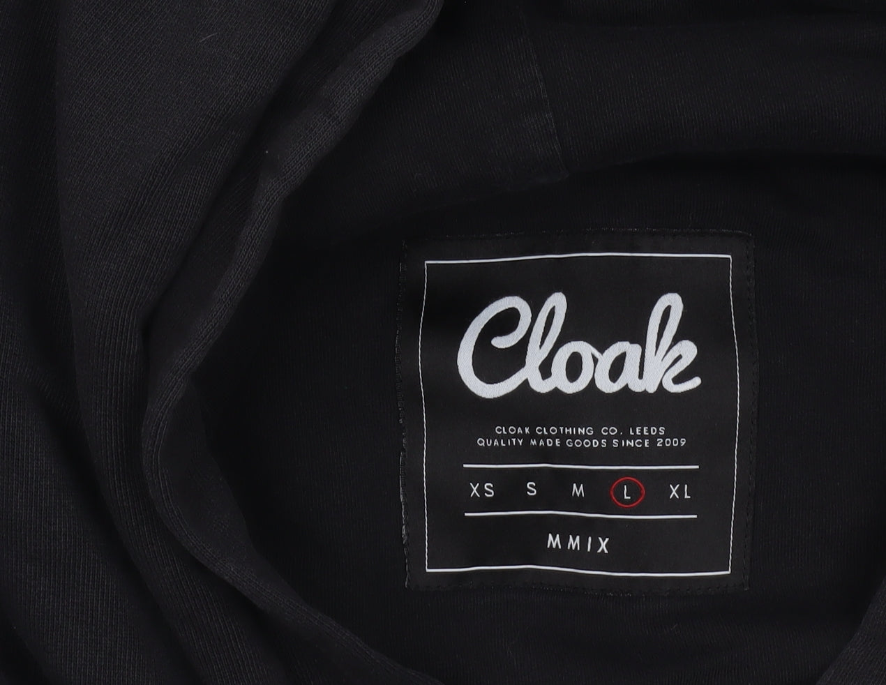 Cloak Mens Black Pullover Hoodie L Fleece Cotton Regular Fit