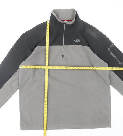 The North Face Men’s Grey XL Fleece 1/4 Zip Outdoor Sweatshirt