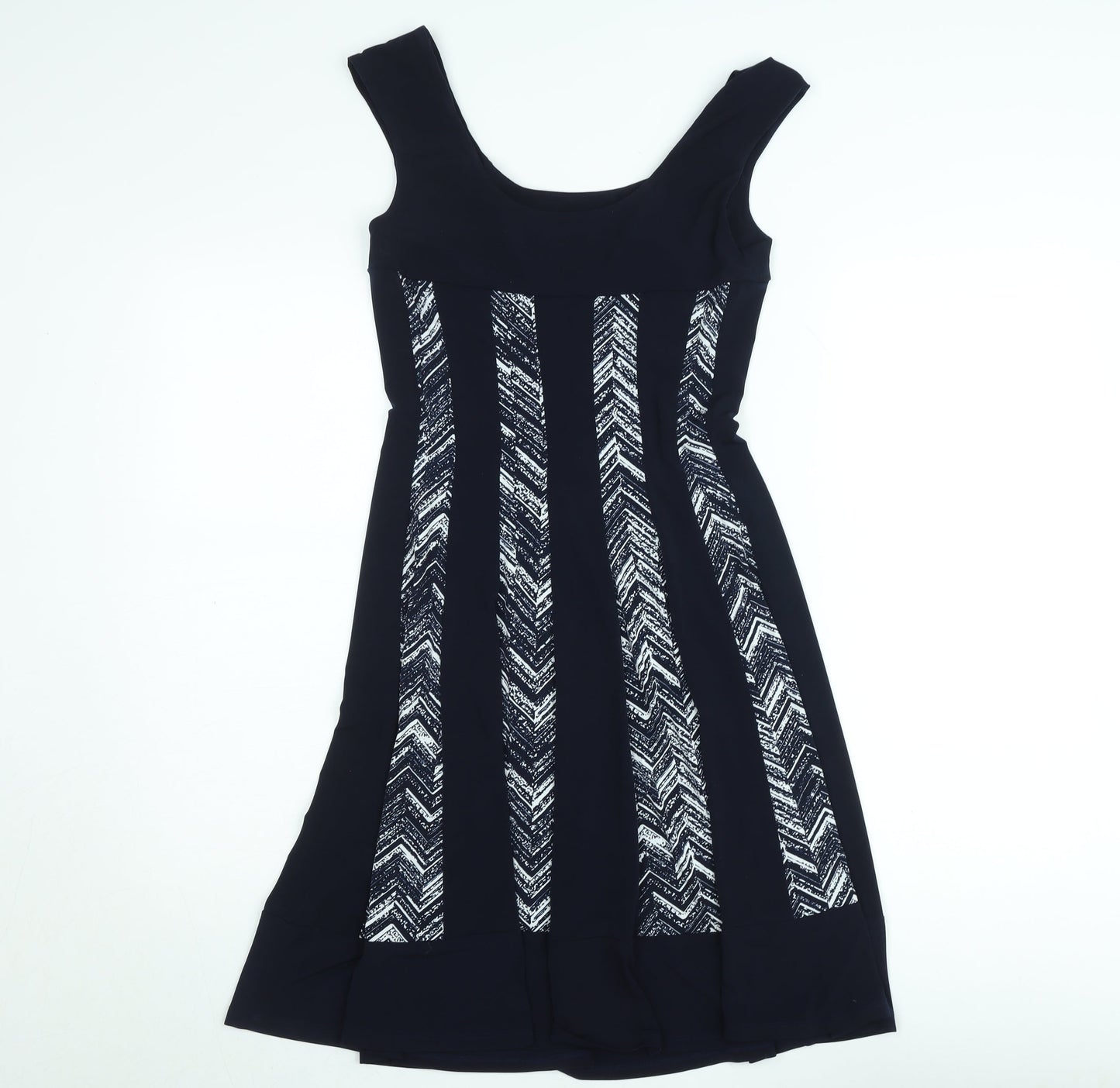 Connected Apparel Women's Black Chevron Fit & Flare Dress Size 6