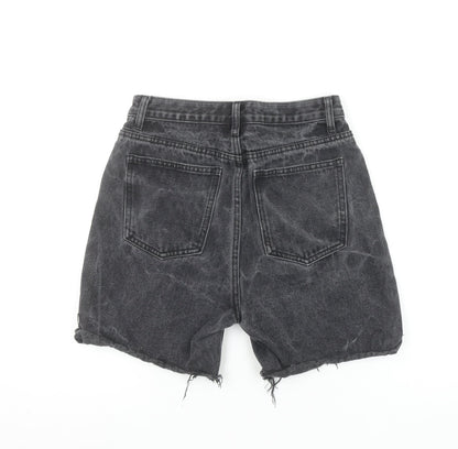 PrettyLittleThing Women’s Black Acid Wash Cut-Off Denim Shorts Size 8