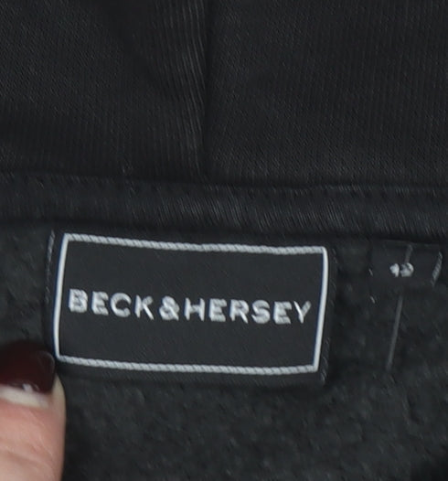 Beck & Hersey Men's Black Hoodie Pullover Logo Sports Style Size M