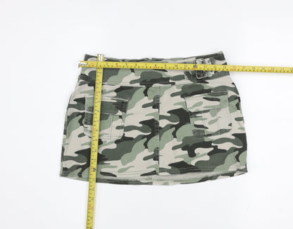 Hollister Women’s Green Camouflage Cargo Mini Skirt S Low Rise