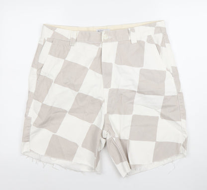 Bershka Men Beige Check Chino Shorts Size L 34in Casual Cotton