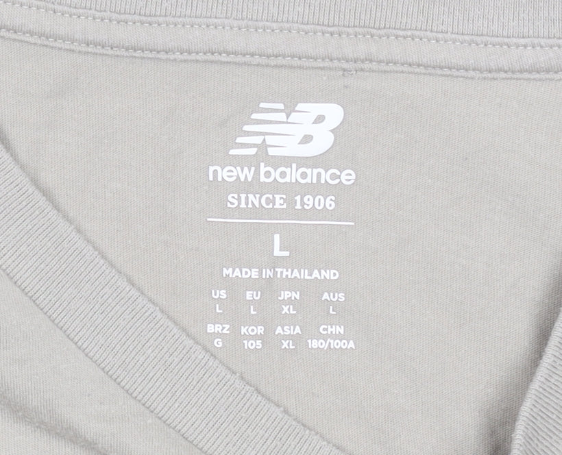 New Balance Men's Beige L Short Sleeve Crew Neck Sports T-Shirt