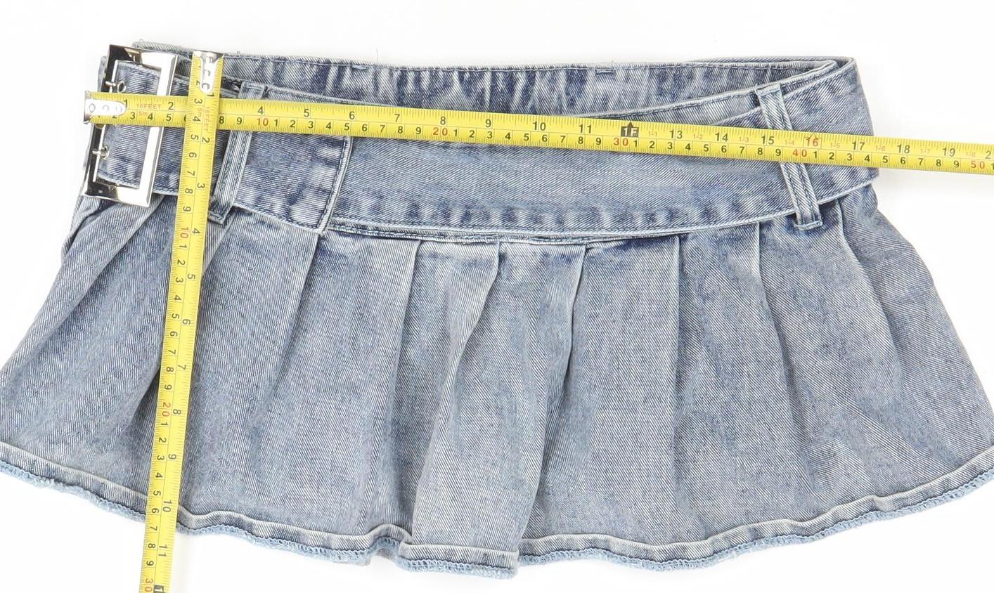 PrettyLittleThing Women's Blue Denim Pleated Mini Skirt Size 10
