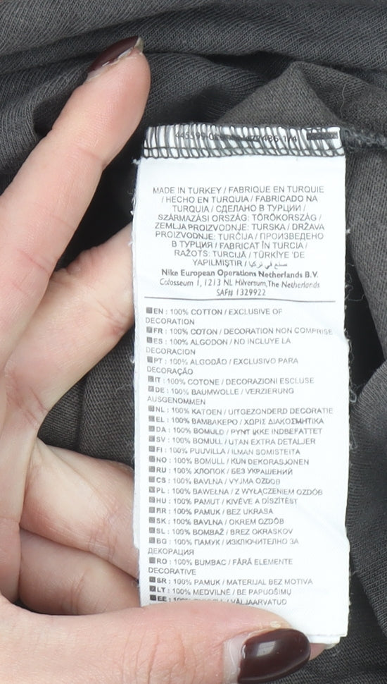 Nike Men's Grey Portugal Football Graphic Crew Neck T-Shirt Size M