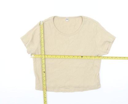 Womens UK Size M Uniqlo Beige Cropped T-Shirt