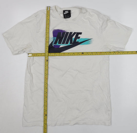 Nike Men's White Medium Graphic Logo Sports T-Shirt
