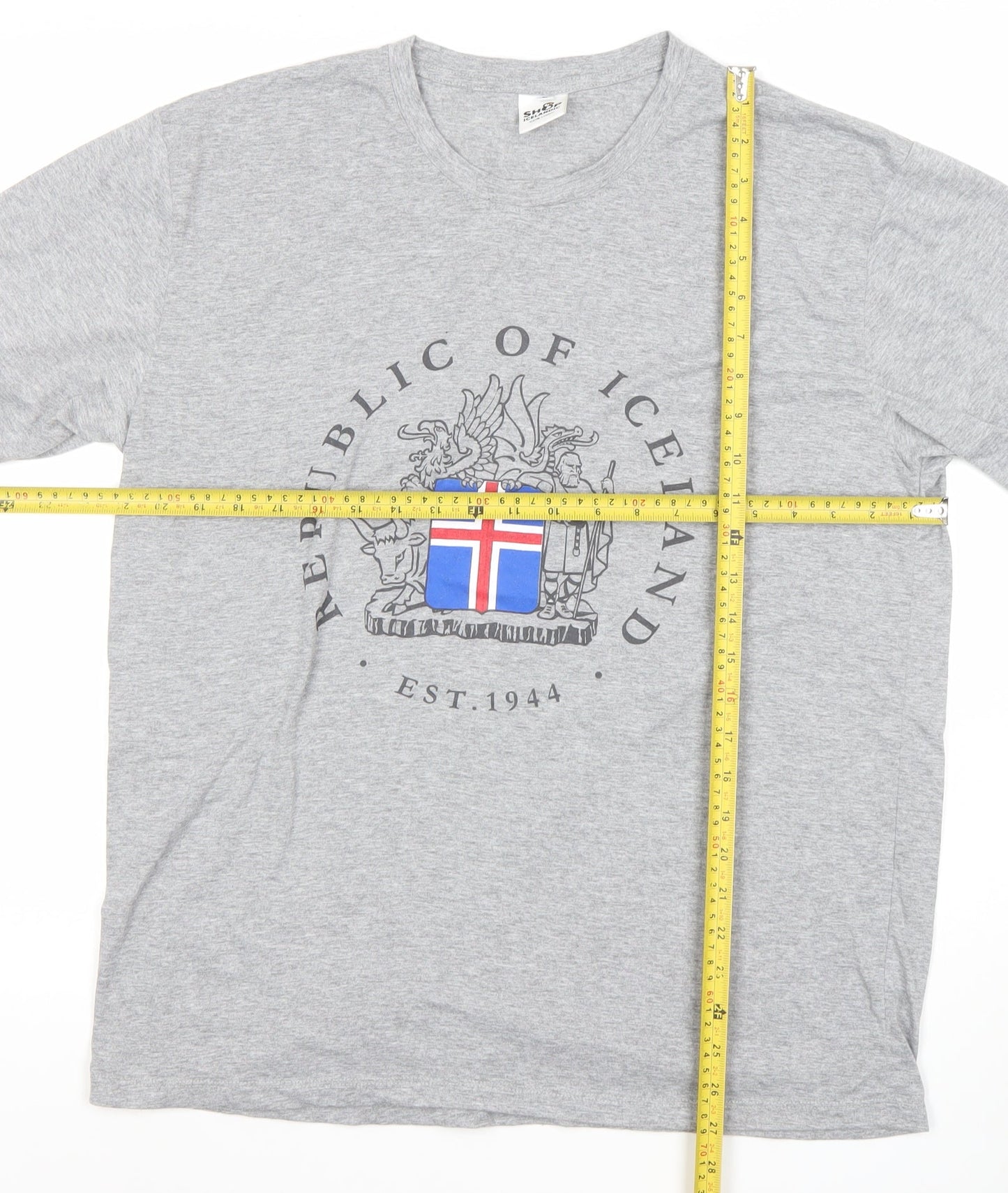 Shop Icelandic Men's Grey L Flag Graphic Cotton T-Shirt