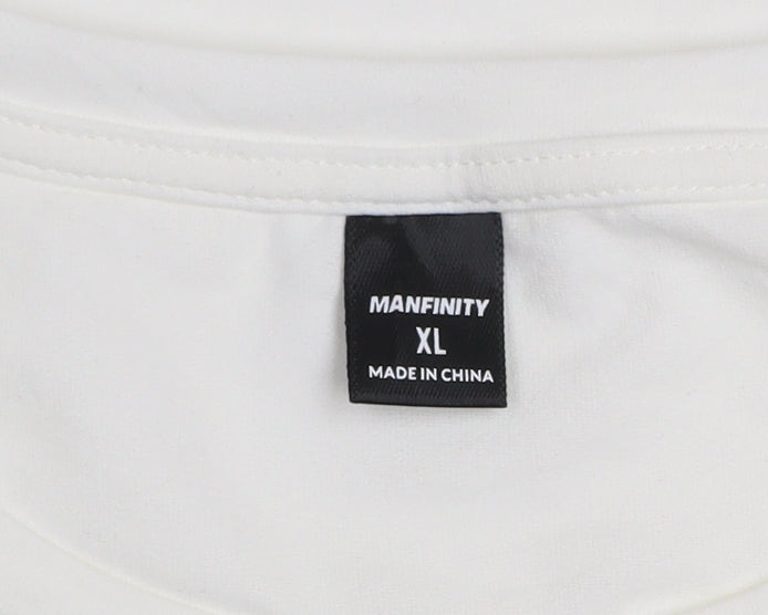 Manfinity Men's White XL Japanese Graphic Print Polyester T-Shirt