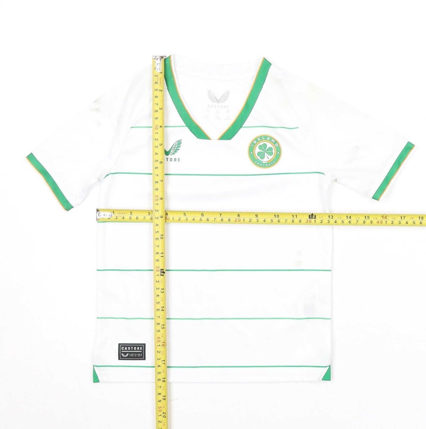 Castore Boys White 4-5Y Ireland Football Shorts Set