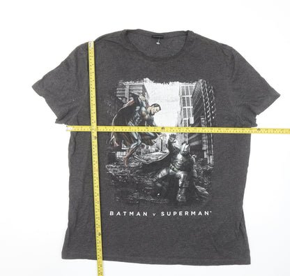 Men's Grey Batman v Superman Graphic T-Shirt XL