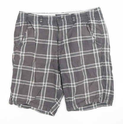 American Eagle Men's Grey Check Chino Shorts Size 34 Regular Fit