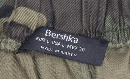 Bershka Women’s Green Camo Cargo Short Skirt L High Rise