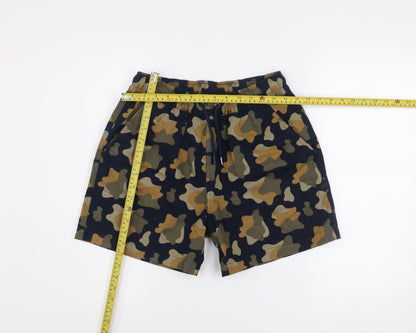 Forét Men's Multicoloured Camouflage Cargo Shorts Size S