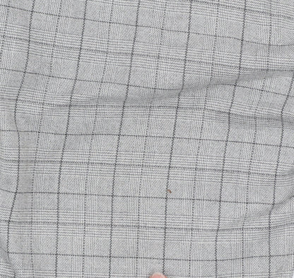 Daily Aesthetikz Men Grey Check Slim Fit Trousers M