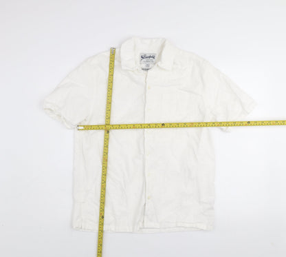 The Stronghold Men's White Regular Fit Cotton Short Sleeve Shirt M
