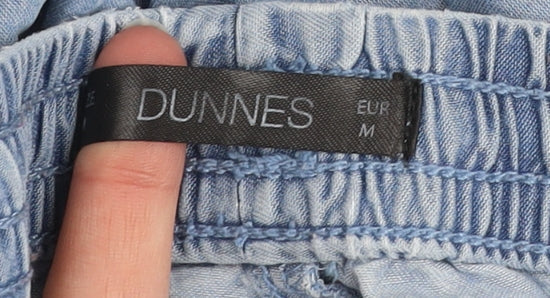 Womens UK Size M Dunnes Relaxed Fit Cropped Blue Jeans