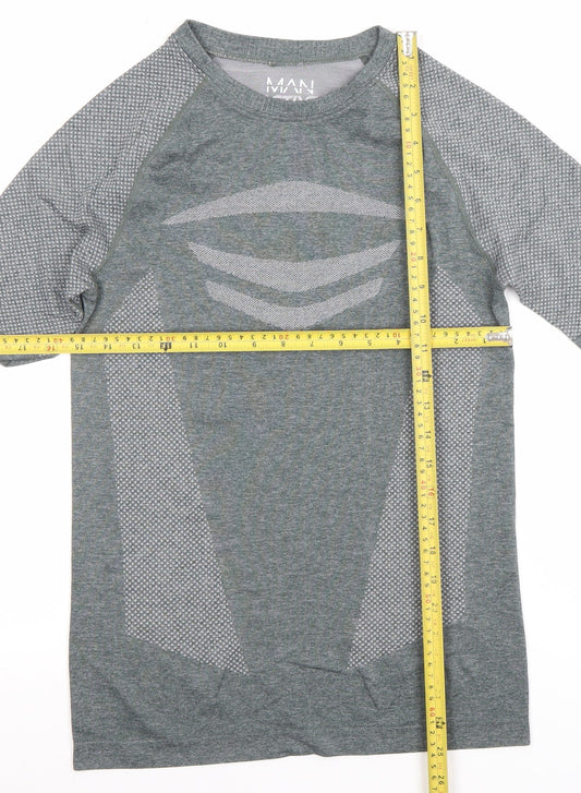 Mens UK Size S MAN Active Grey Gym & Training Running & Jogging CrossFit T-Shirt