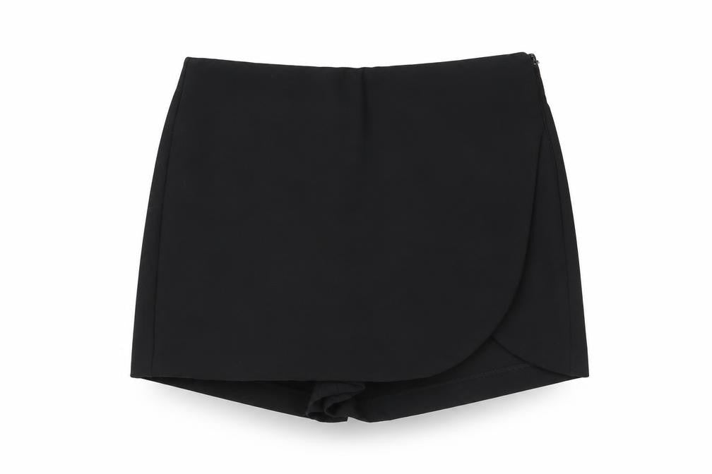 Womens UK Size 12 Zara Regular Fit Wrap Shorts