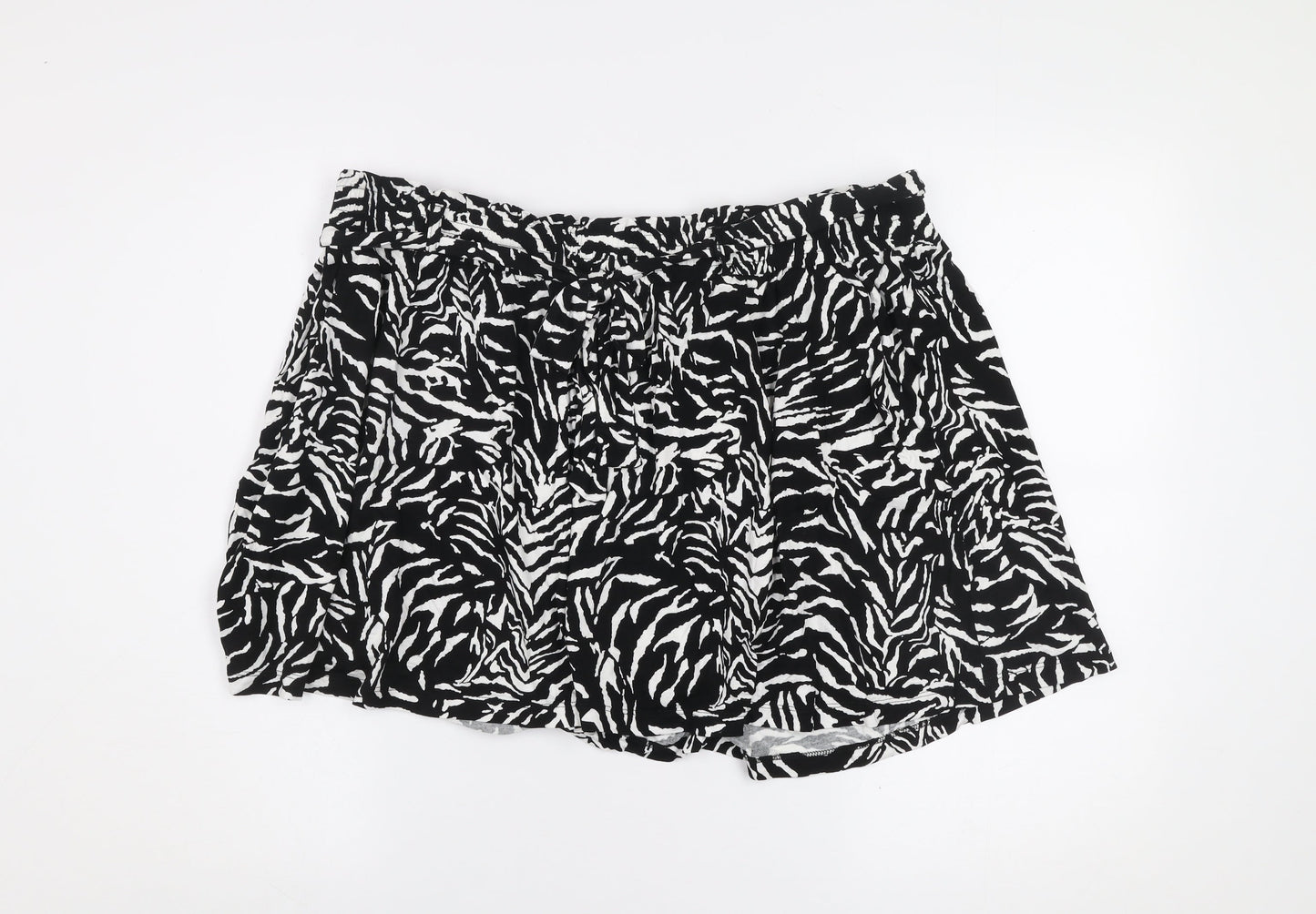 F&F Women Black Animal Print Jersey Shorts Size 20