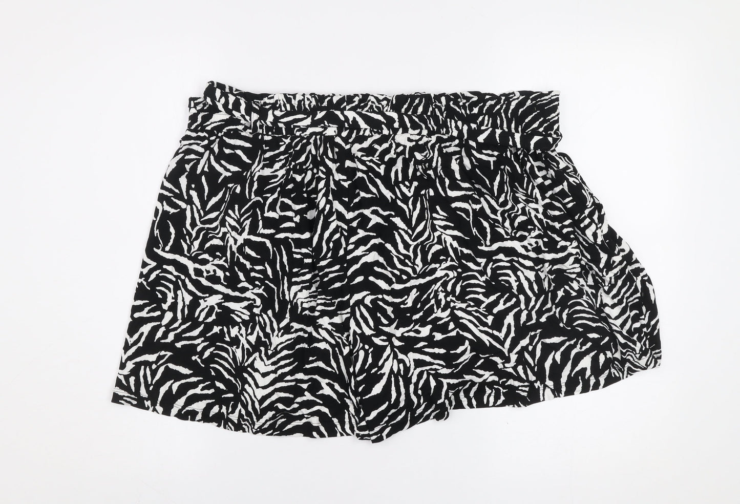 F&F Women Black Animal Print Jersey Shorts Size 20