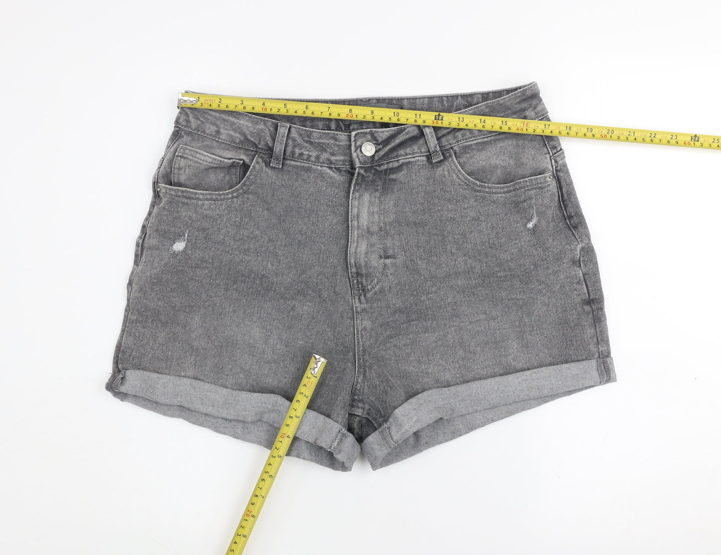 Primark Women Grey Size 18 Denim Shorts Mid Rise Casual Stretch