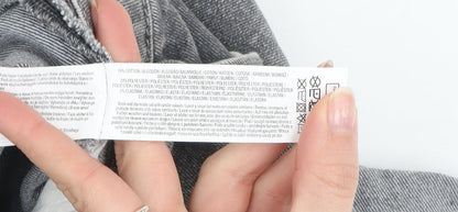 Primark Women Grey Size 18 Denim Shorts Mid Rise Casual Stretch