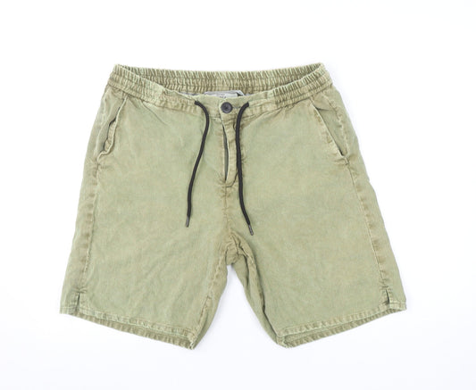 Redefined Rebel Men's Green Corduroy Chino Shorts Size M