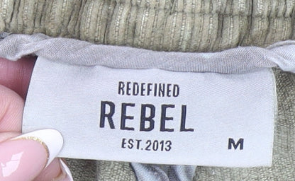 Redefined Rebel Men's Green Corduroy Chino Shorts Size M