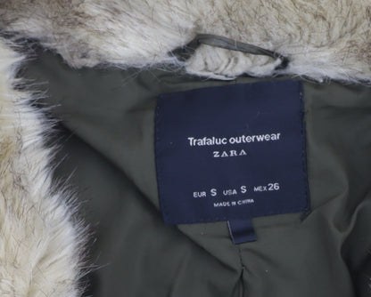 Womens UK Size 8 Zara Green Puffer Jacket